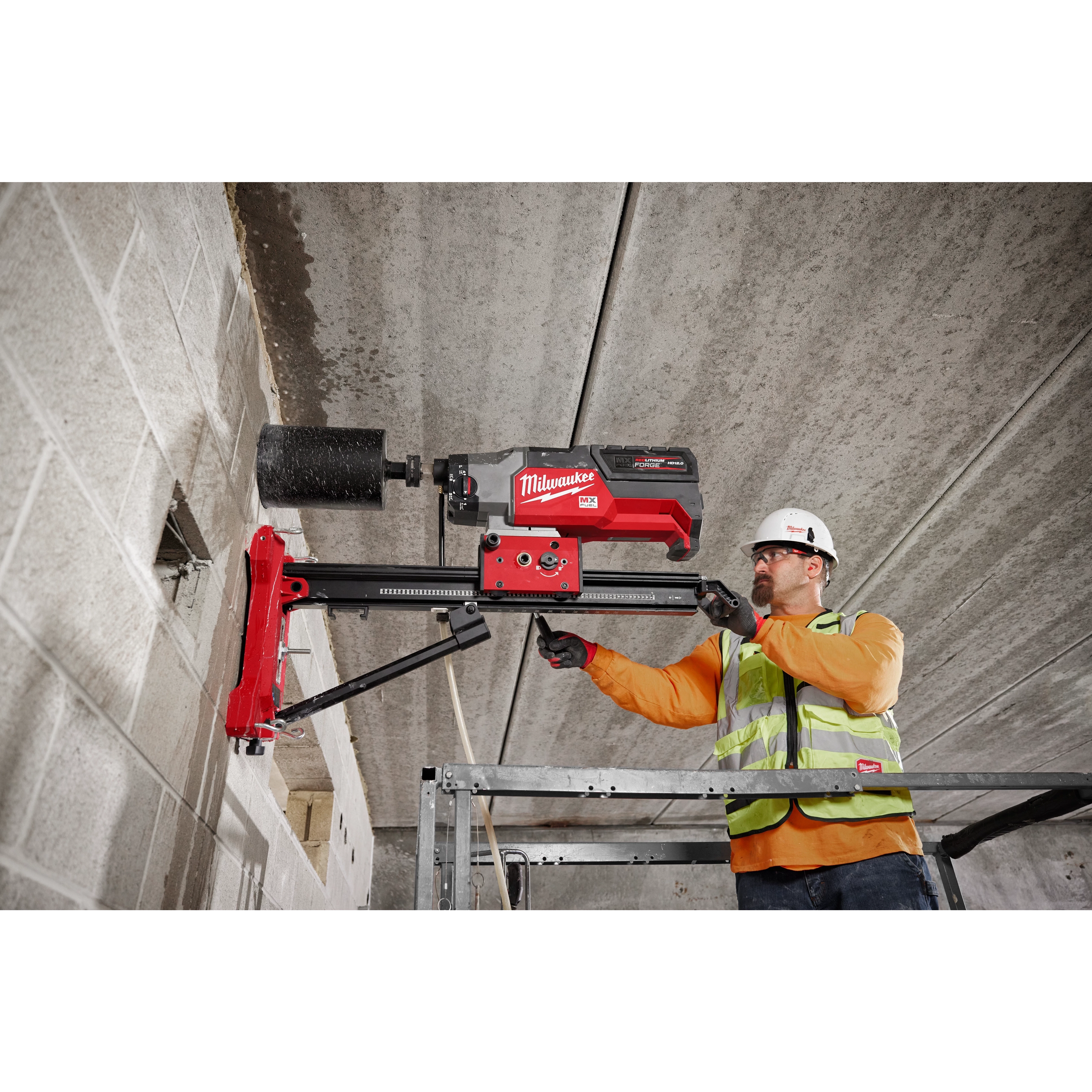 MX FUEL Core Rig w/ Stand