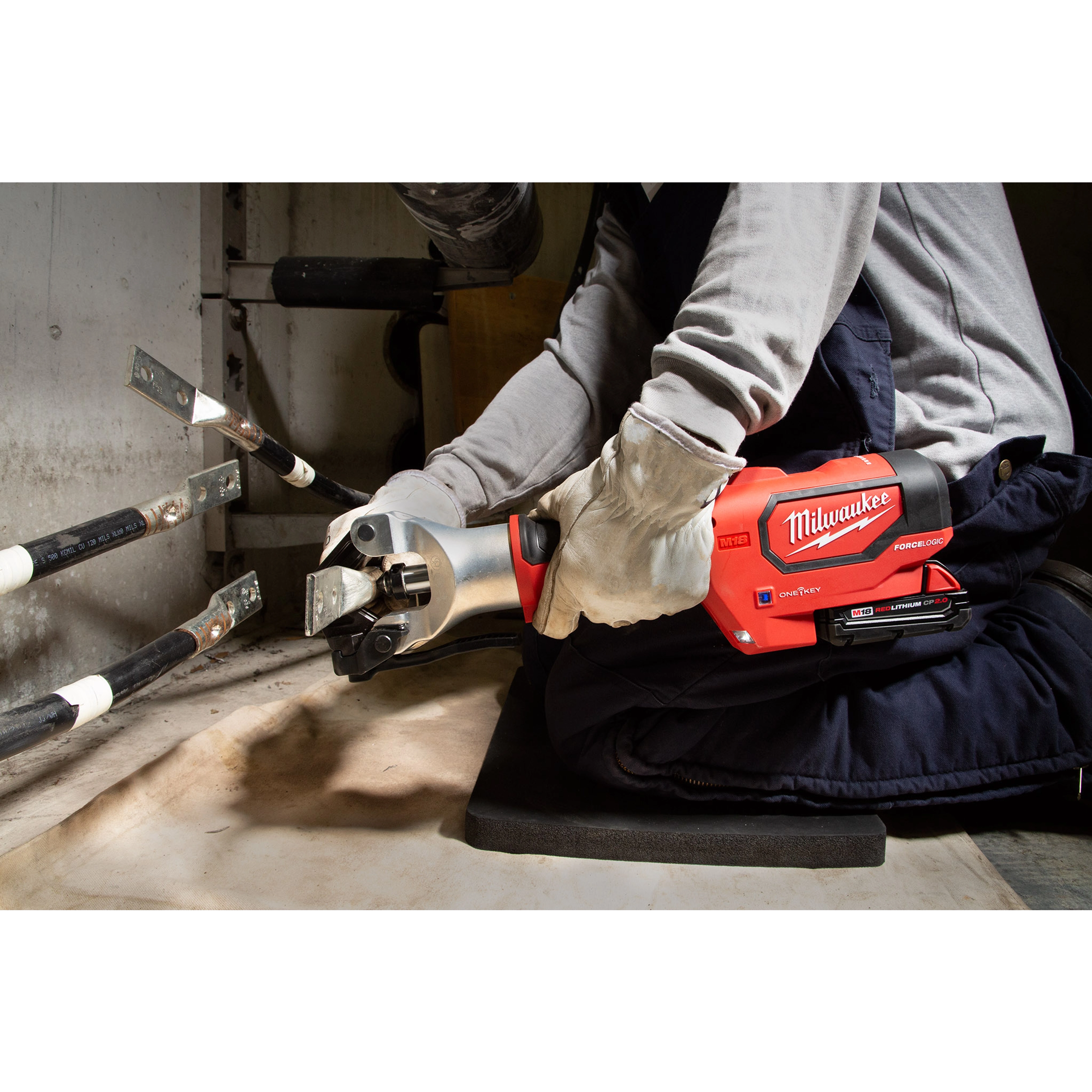 M18™ FORCE LOGIC™ 750 MCM Dieless Crimper