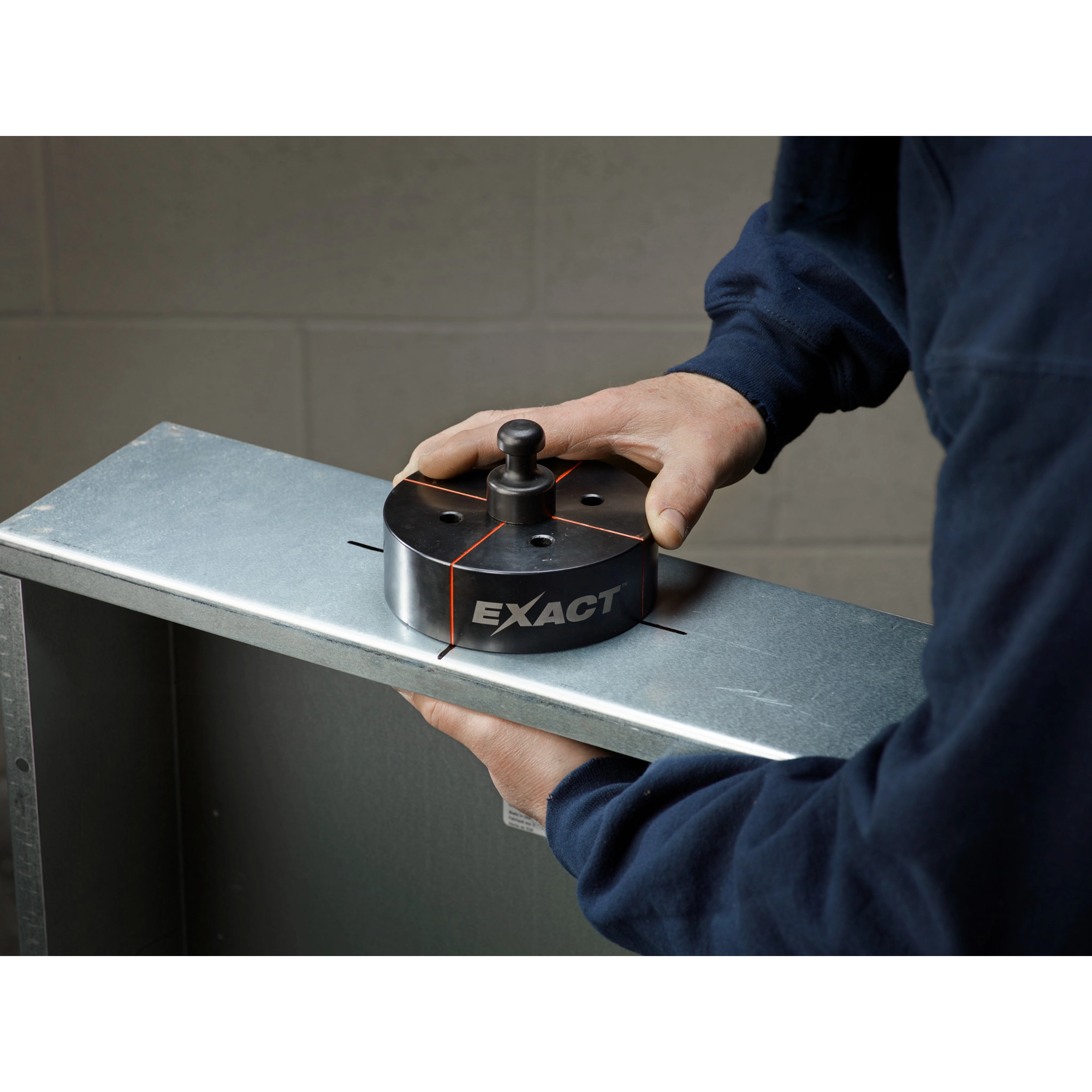 M18 FORCE LOGIC™10 Ton Knockout Tool Kits:
2676-20; 2676-22; 2676-23