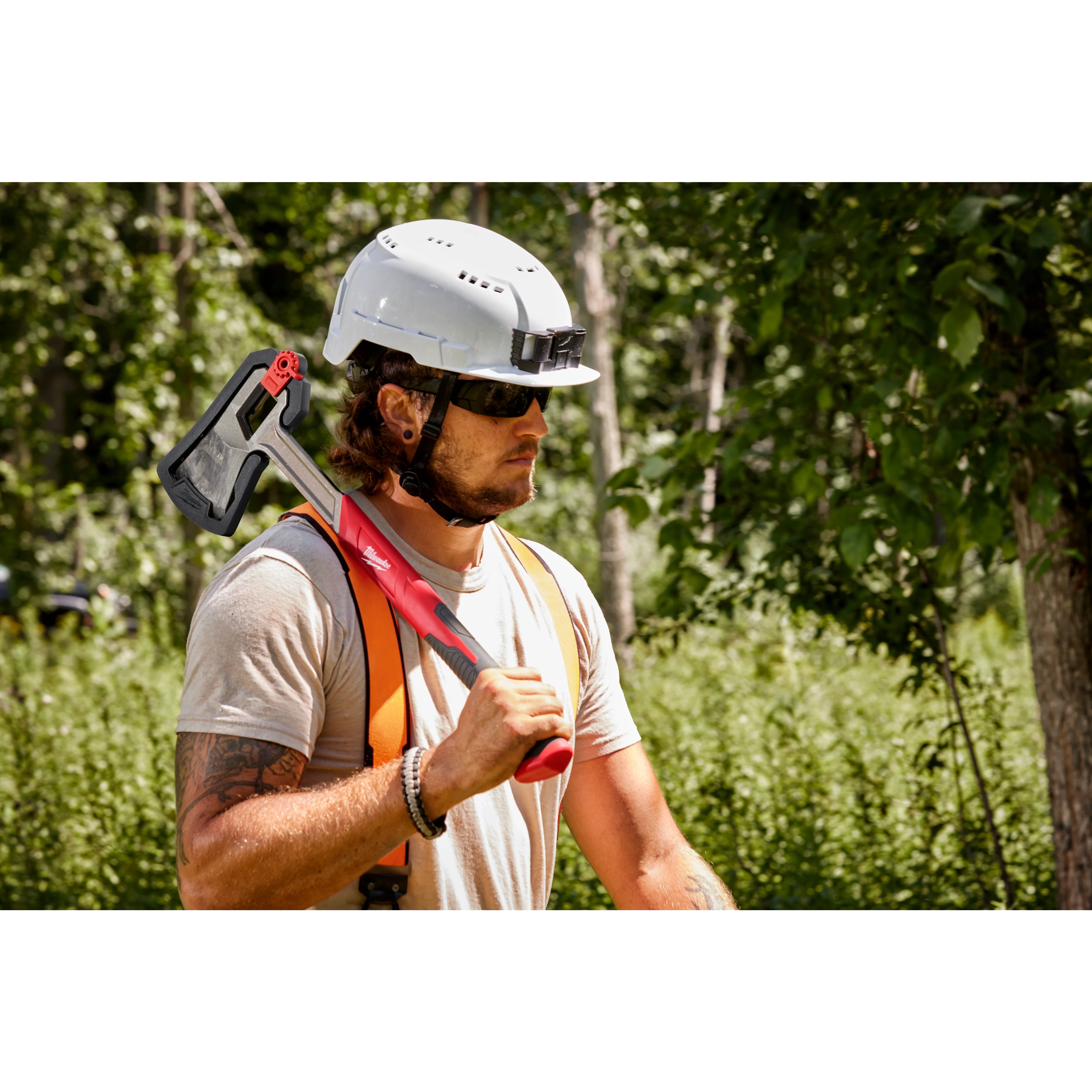 Worker using the 26” Splitting Axe