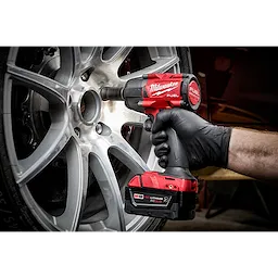 M18 FUEL™ Mid-Torque Impact Wrench App Shot