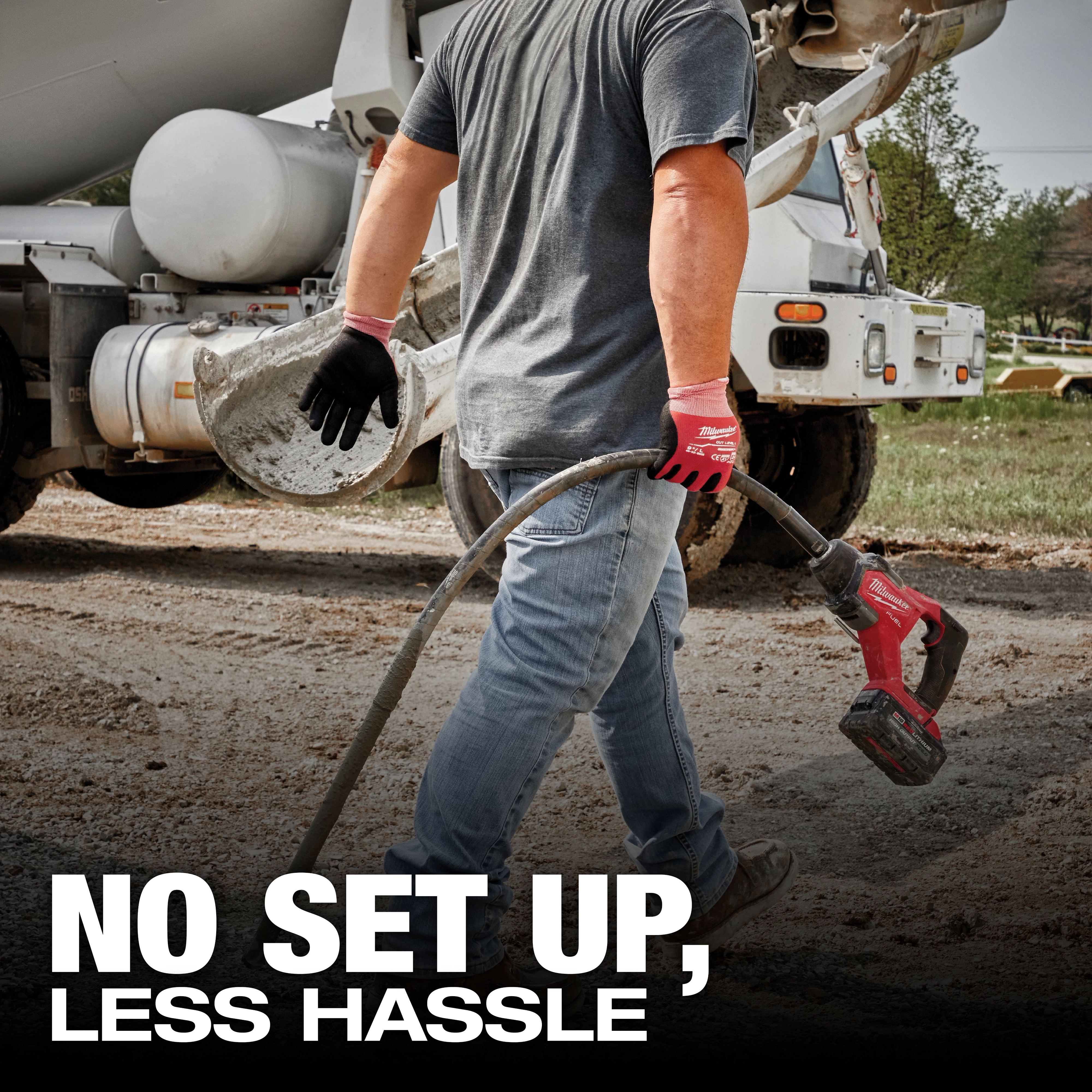 M18 FUEL Concrete Pencil Vibrator App Shot w/ Overlaid USPs