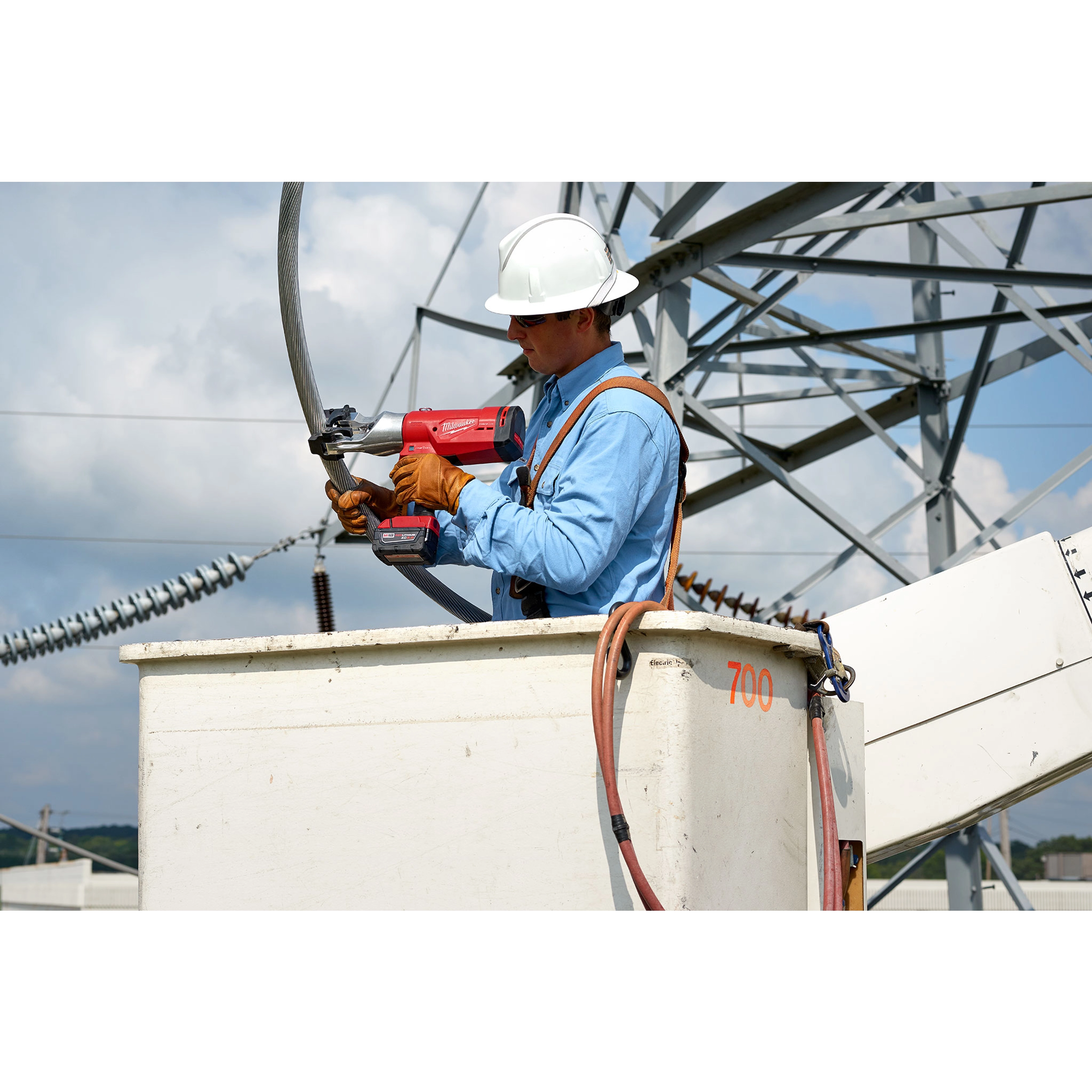 FORCELOGIC™
M18™ 1590 ACSR Cutter Kit