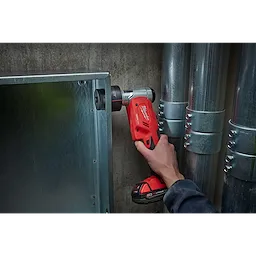 FORCELOGIC™
M18™ 6 Ton Knockout Tool
1/2" – 2" Kit