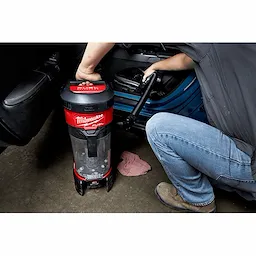 885 - M18 FUEL 3-IN-1 BACKPACK VACUUM