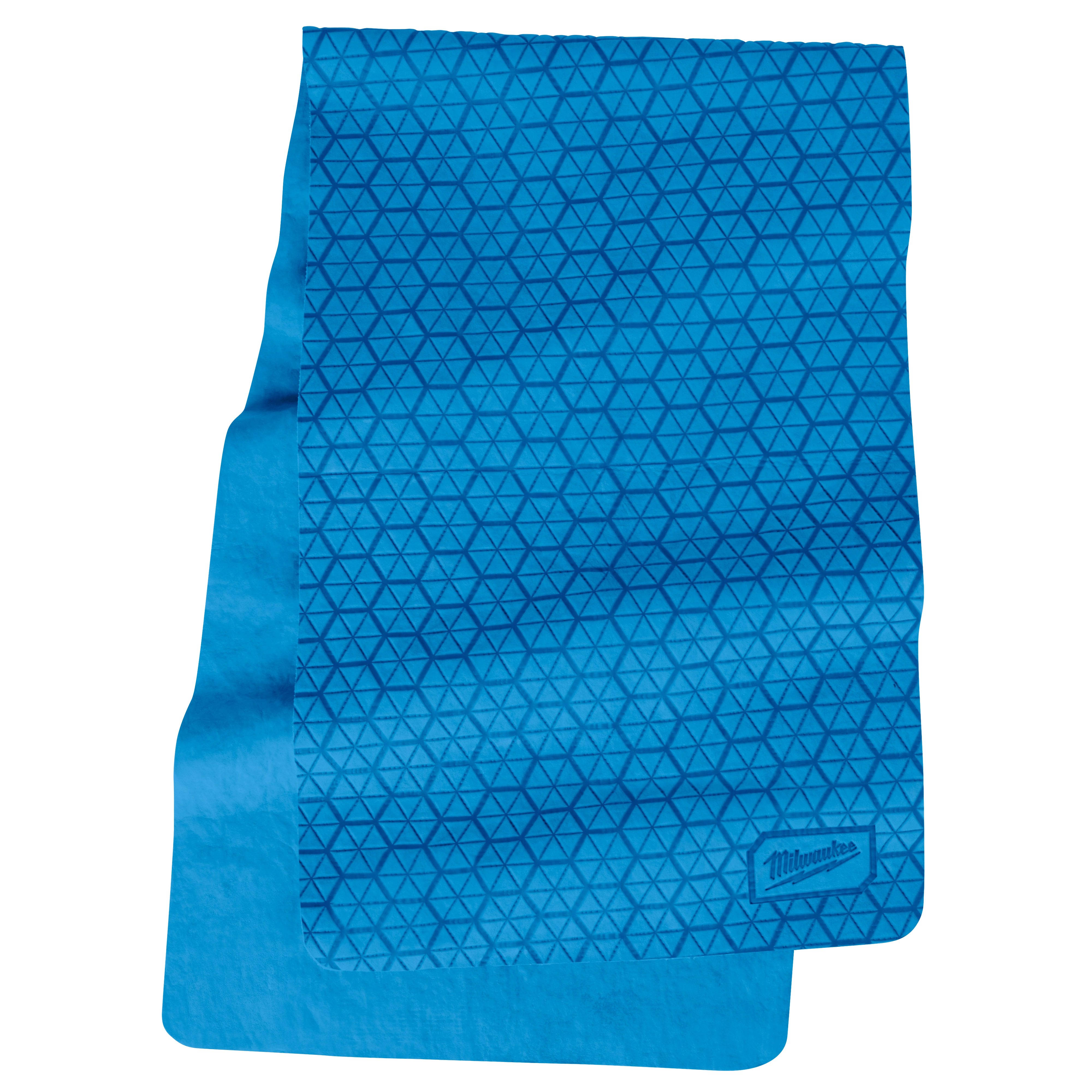 Milwaukee cooling towel in blue with a triangular pattern. A small Milwaukee logo is printed at the bottom right corner.