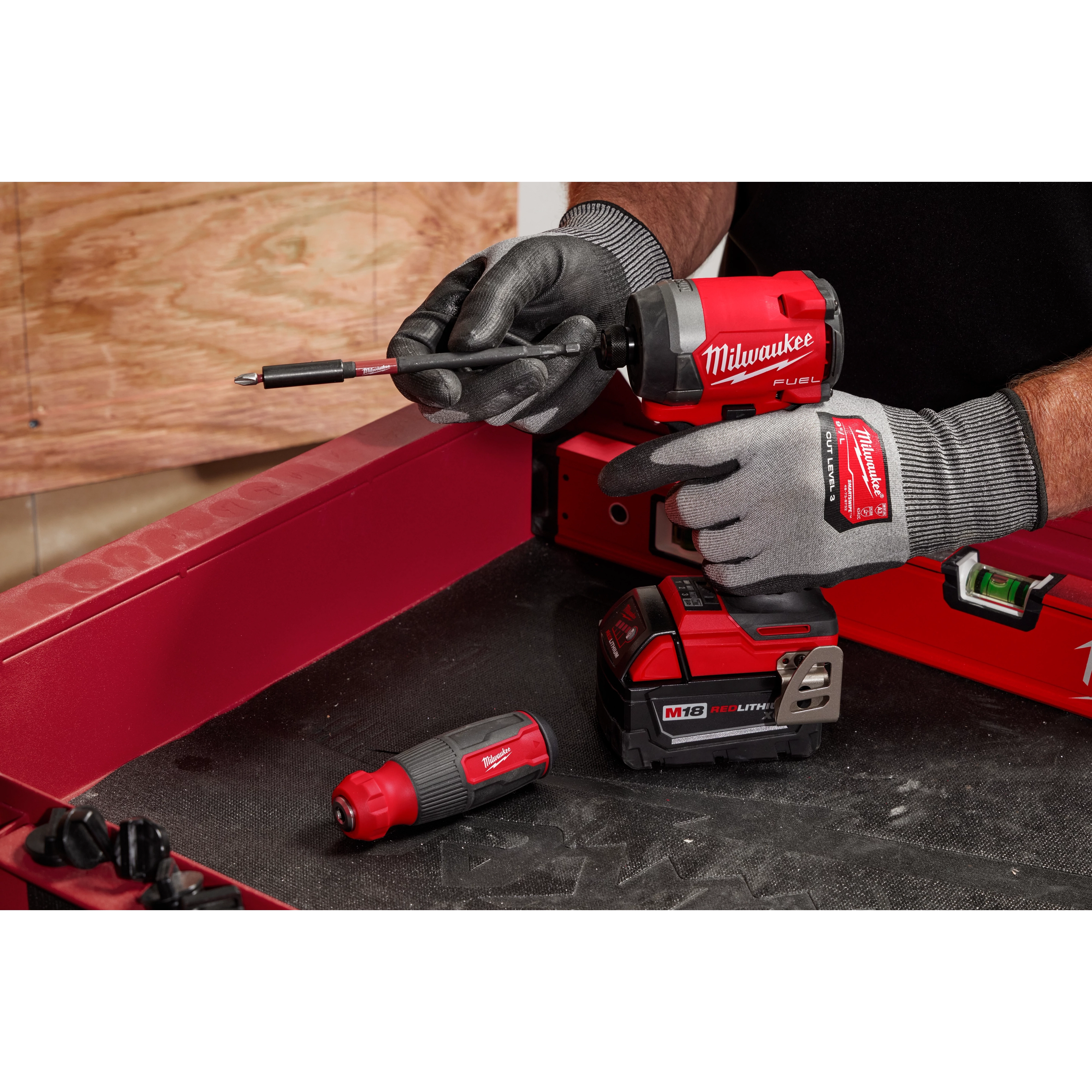 14-in-1 Multi-Bit Screwdriver W/ SHOCKWAVE Impact Duty™ Bits