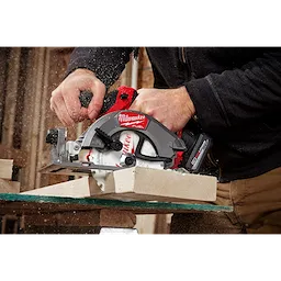 M12 FUEL™ 5-3/8" Circular Saw