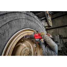 M18 FUEL™ 1" D-Handle Ext. Anvil High Torque Impact Wrench w/ONE-KEY™ App Shot