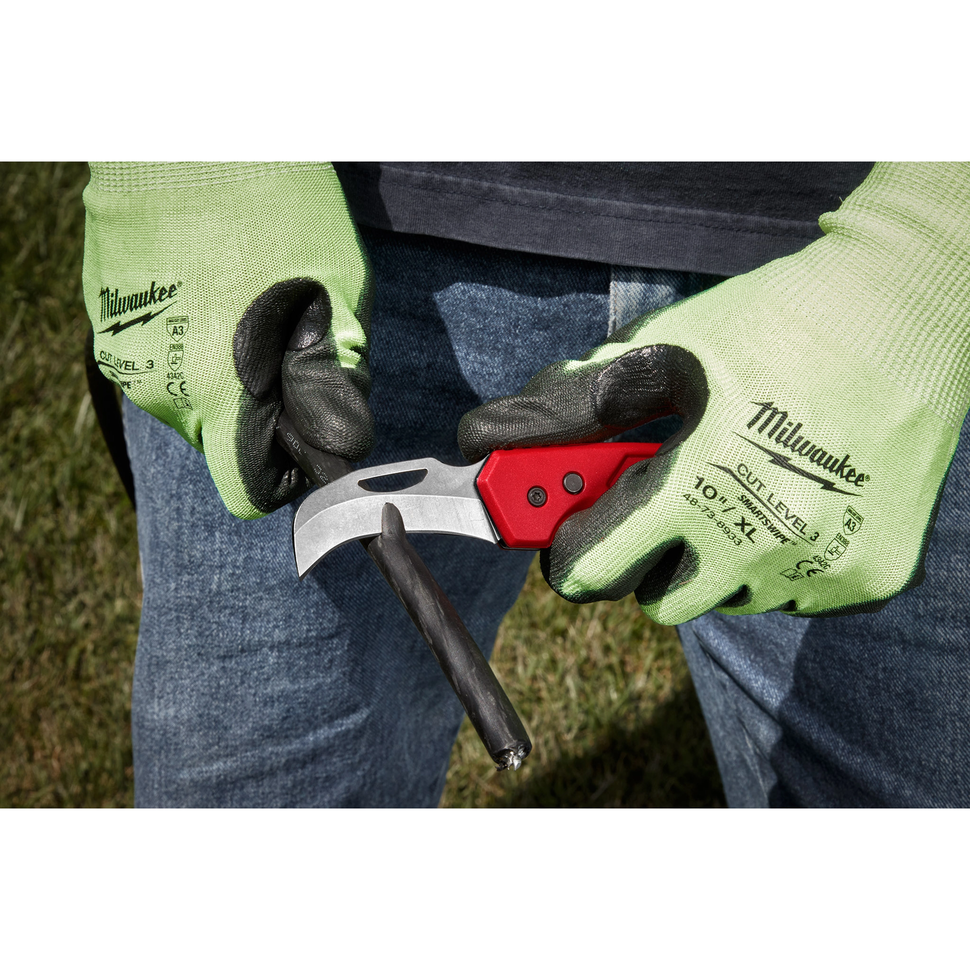 FASTBACK™ Hawkbill Folding Knife