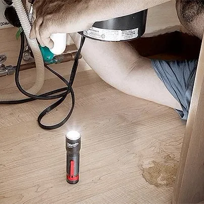 2107 - Linterna de enfoque 325L