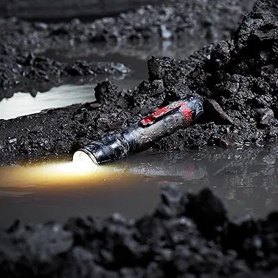 Milwaukee 2110-21 - USB Rechargeable 700L Flashlight SALE 7 Milwaukee 2110-21 - USB Rechargeable 700L Flashlight SALE -Wise Line Tools Sales Shop 2110 21 B