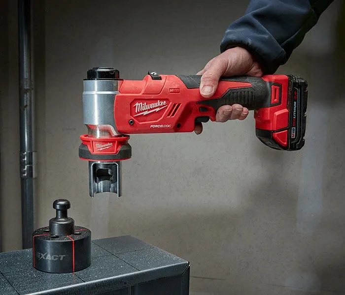 M18 and FUEL - Performance Driven Technology | Milwaukee Tool