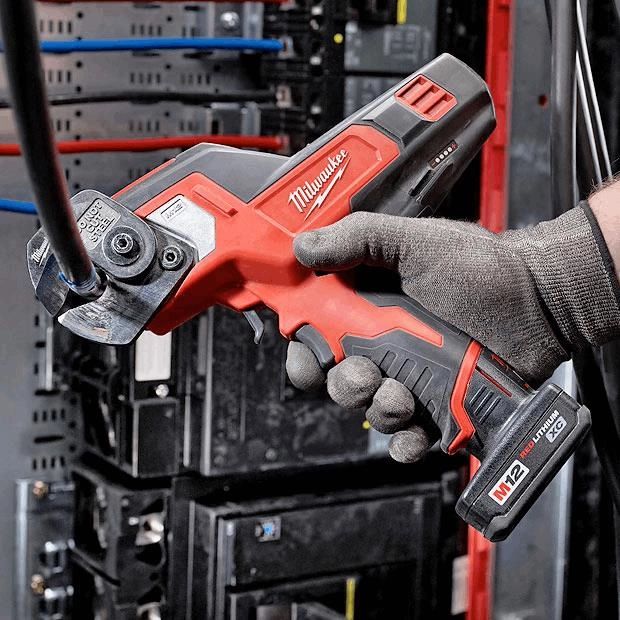 Electrical Installation Cable Cutters | Milwaukee Tool