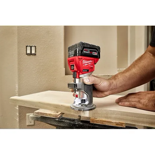 MILWAUKEE® M18 FUEL™ Compact Router Milwaukee Tool