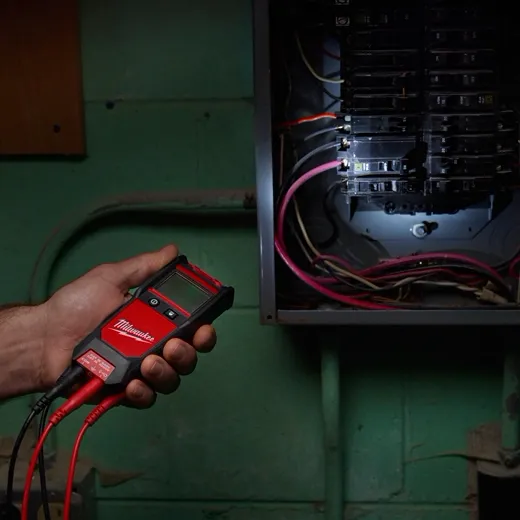Auto Voltage/Continuity Tester W/ Resistance