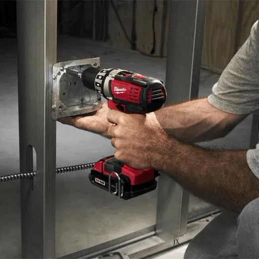 M18TM Cordless LithiumIon ½” Compact Drill/Driver Kit