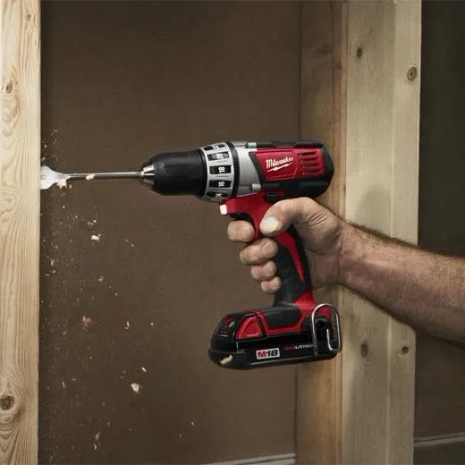 M18TM Cordless LithiumIon ½” Compact Drill/Driver Kit