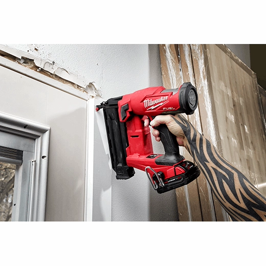 M18 FUEL 18 Gauge Brad Nailer Milwaukee Tool