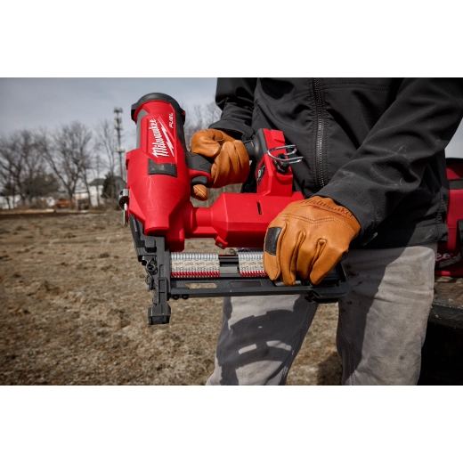 M18 FUEL UTILITY FENCING STAPLER Milwaukee Tool