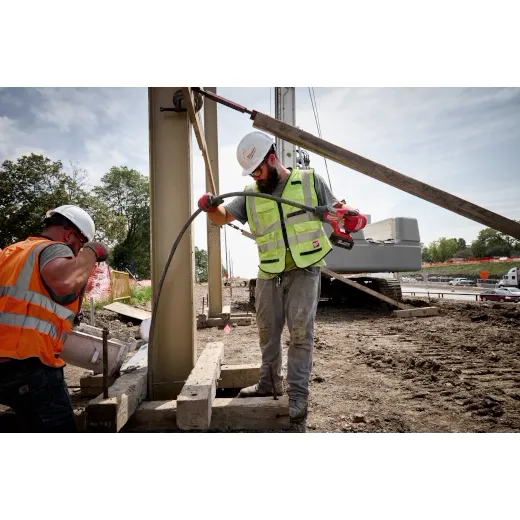 M18 FUEL 8' Concrete Pencil Vibrator Milwaukee Tool